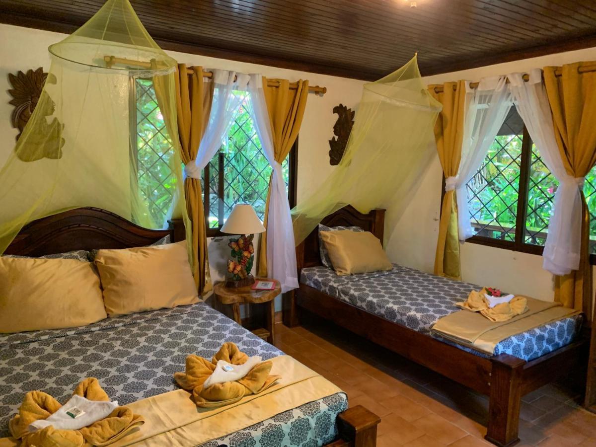Cabinas Tito Cahuita Ngoại thất bức ảnh