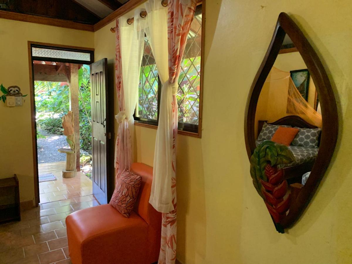 Cabinas Tito Cahuita Ngoại thất bức ảnh