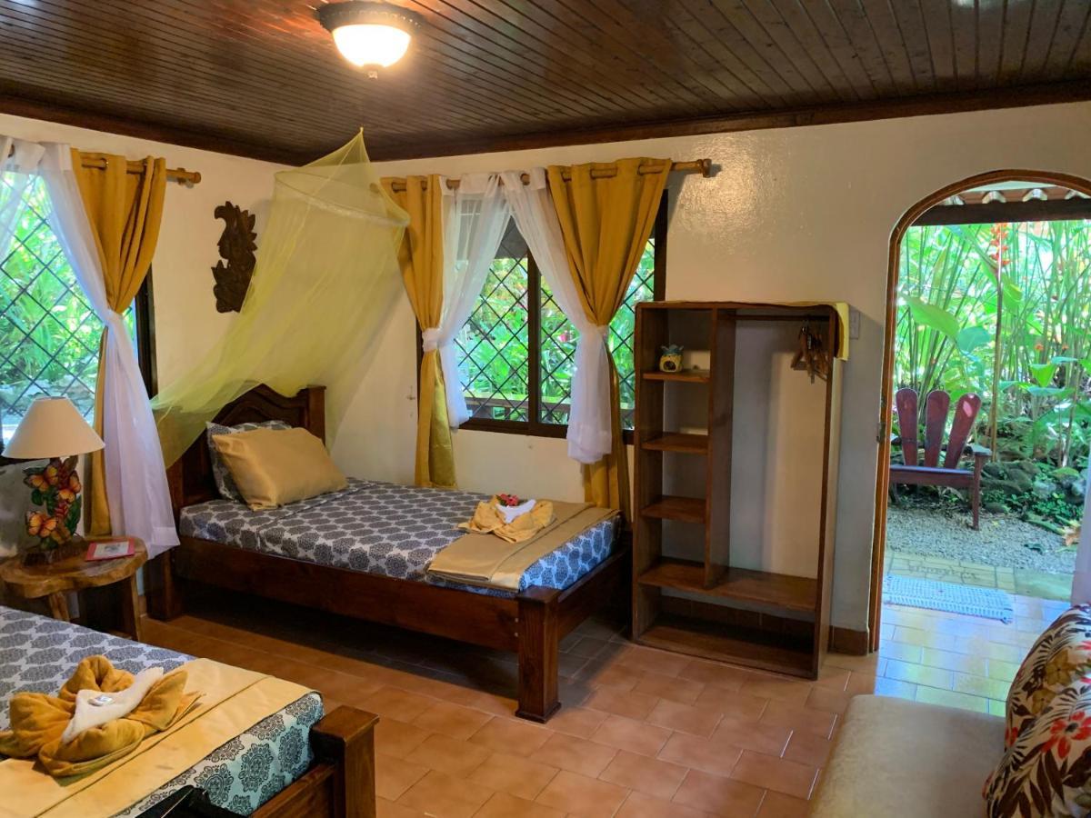 Cabinas Tito Cahuita Ngoại thất bức ảnh