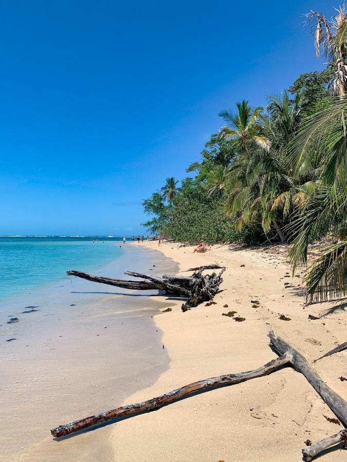 Cabinas Tito Cahuita Ngoại thất bức ảnh