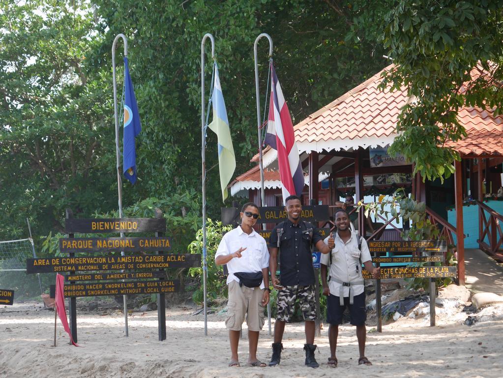 Cabinas Tito Cahuita Ngoại thất bức ảnh